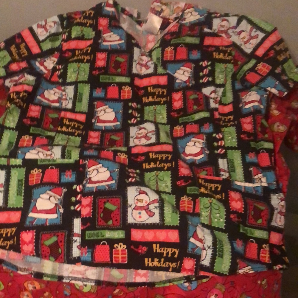 Scrub top - Picture 2 of 2